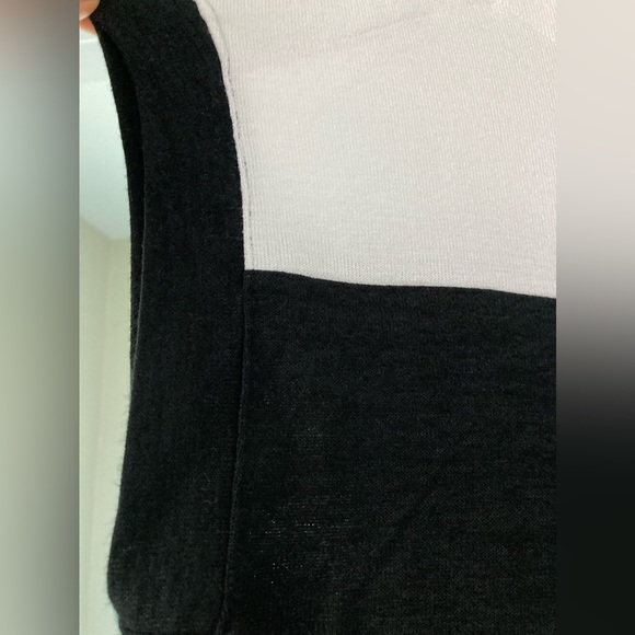 The Gap Soft Spun shirt. Excellent condition. Size M - Picture 3 of 4